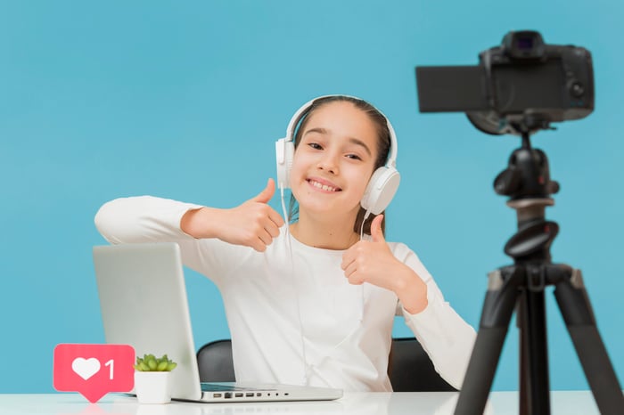 family vs kids influencers